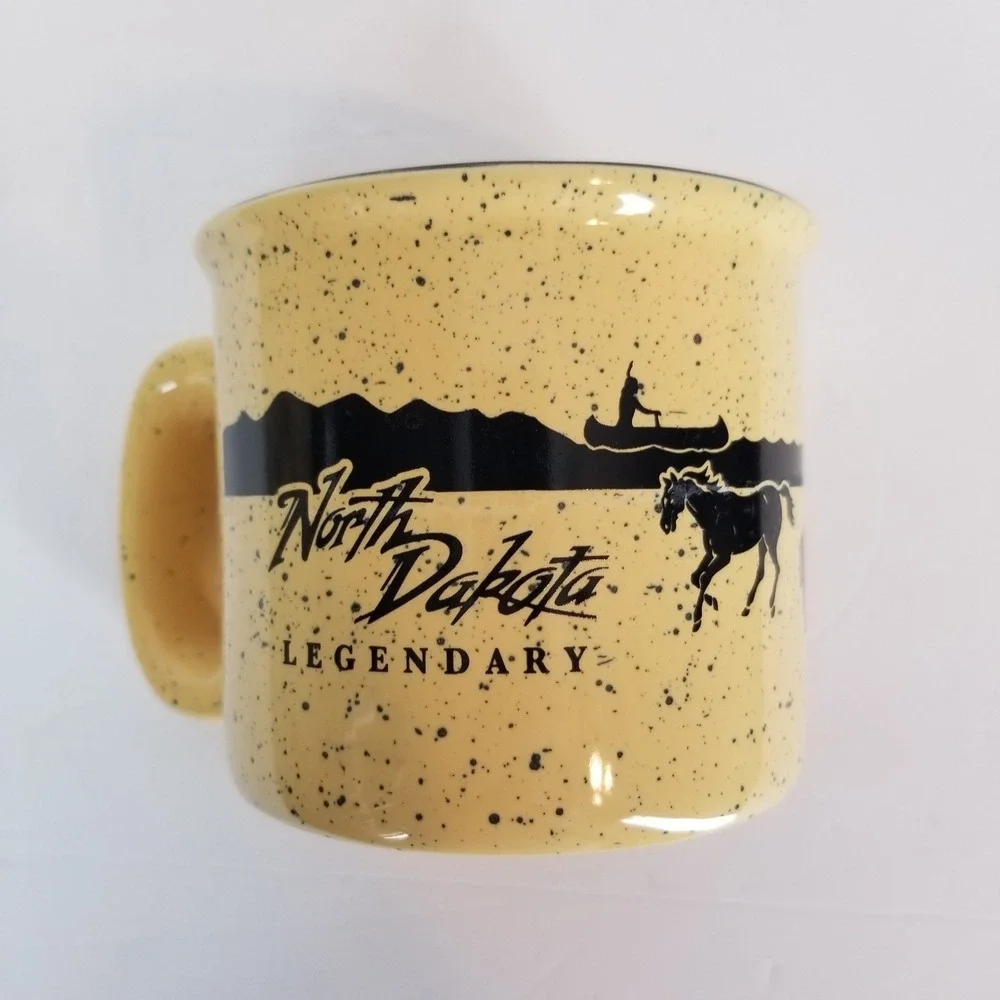 North Dakota Legendary Yellow Speckled Ceramic‎ Campfire Coffee Mug Bison Horse